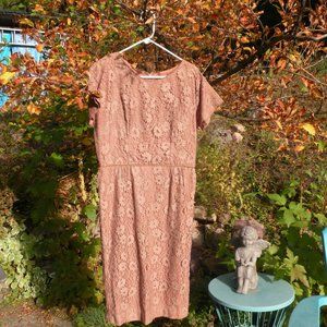 Vintage 1960s Carol Brent Brown Lace Dress | Size L | As Is